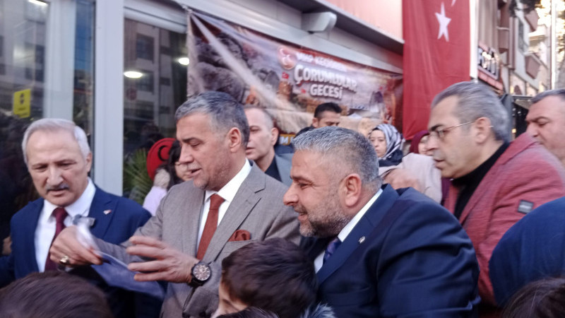 Keçiören’de Gönülleri Isıtan Karne Hediyesi; 