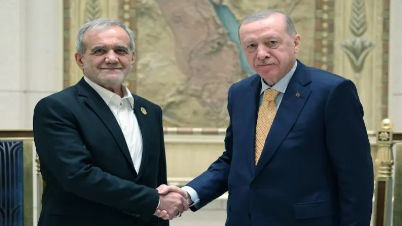 Cumhurbaşkanı Erdoğan, İranlı mevkidaşıyla görüştü