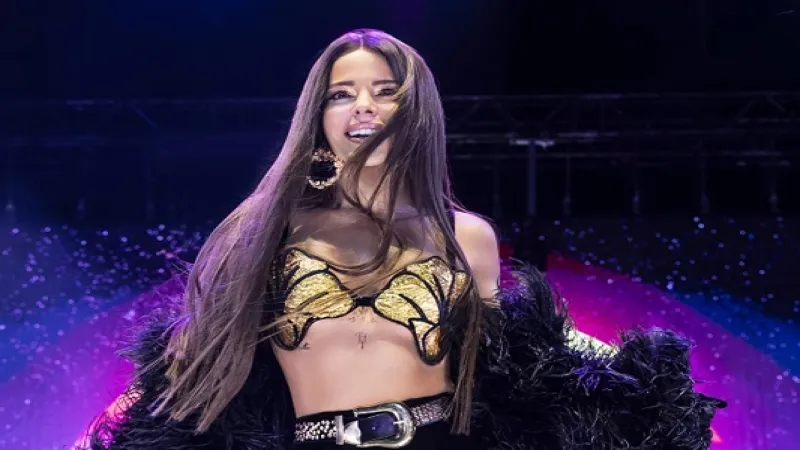 Simge Sağın'a kariyerinde yol gösterici rehber