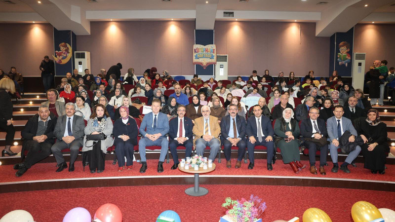 KÜTÜPHANE HAFTASI ERENLER’DE KUTLANDI