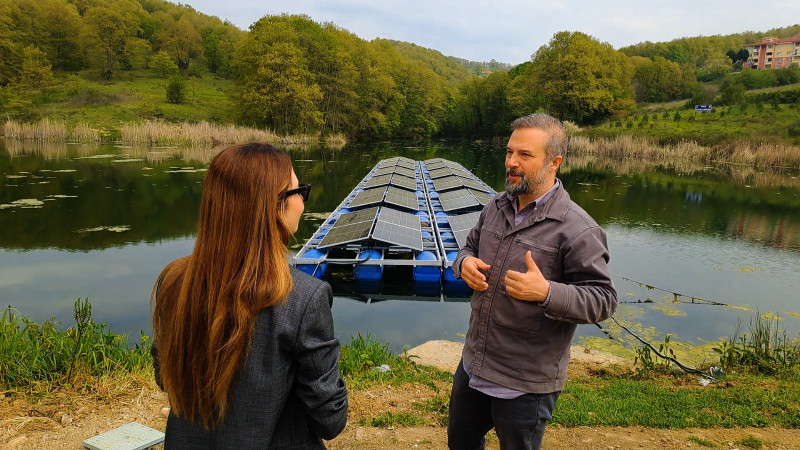 Sakarya’da Gölet Üzerine Yüzer GES Projesi Hayata Geçirildi