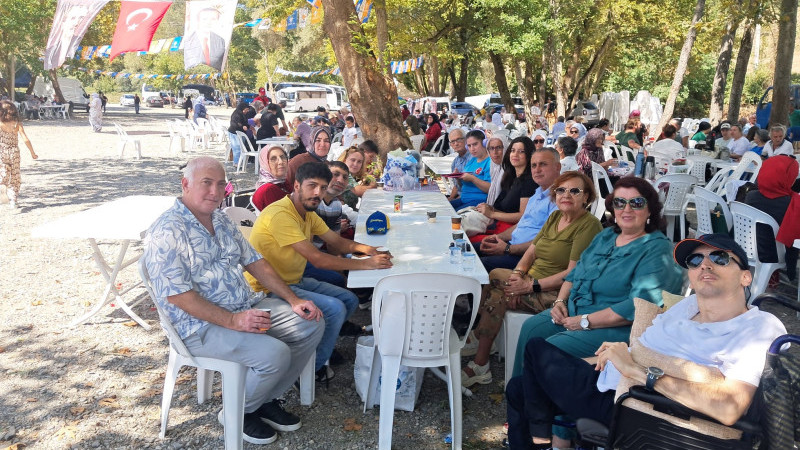 Karamürsel’de engelliler için anlamlı buluşma