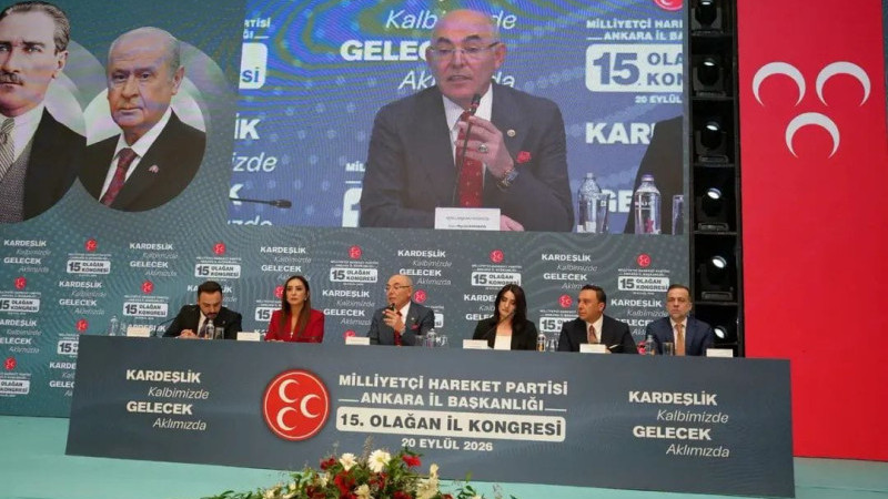 MHP ANKARA'DA GÖVDE GÖSTERİSİ: 25 BİN ÜLKÜCÜ TEK YÜREK