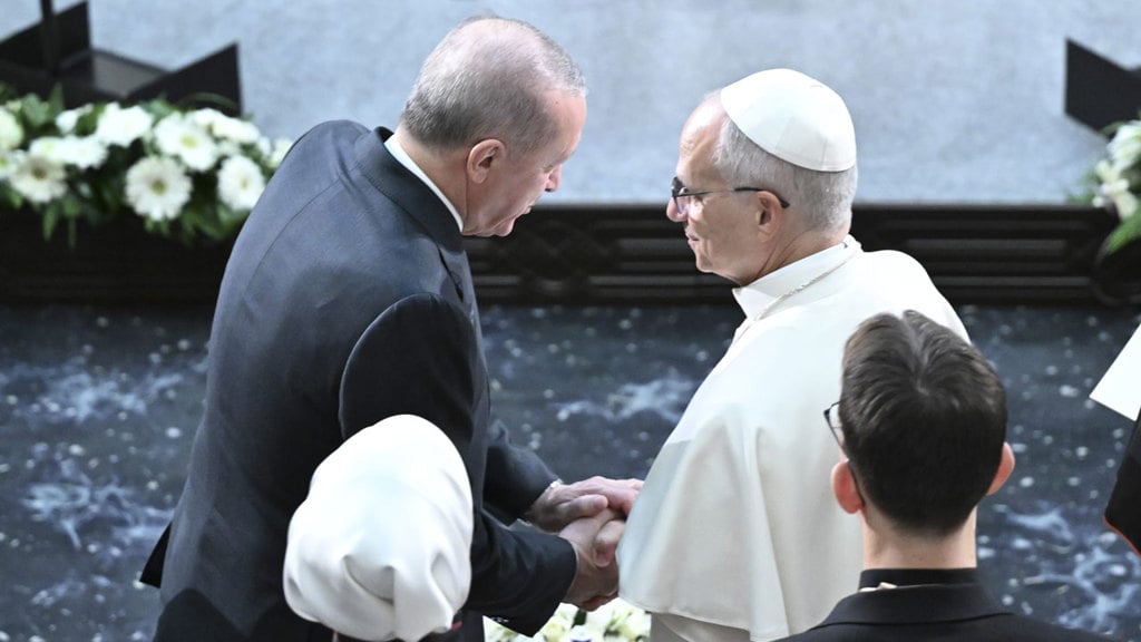 Erdoğan Papa 14. Leo’yu Ankara’da Resmi Törenle Ağırladı