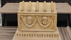 Manisa'da Roma dönemine ait lahit ele geçirildi