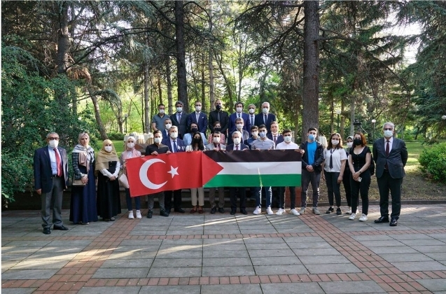 "TÜRKİYE'DEKİ FİLİSTİNLİ ÖĞRENCİLERİN ÖĞRENİM ÜCRETİNİ DEVLET KARŞILAYACAK"