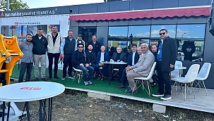 Ali İnci'den İş-Mak Fest 2025'e anlamlı ziyaret; 15 Temmuz Milli İrade Derneği yönetimi fuarın son gününde tüm standları gezdi