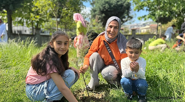 Anneler Günü'ne Doğaya Armağan: Fidanlar Toprakla Buluştu