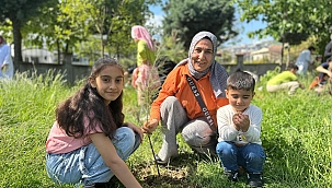 Anneler Günü’ne Doğaya Armağan: Fidanlar Toprakla Buluştu