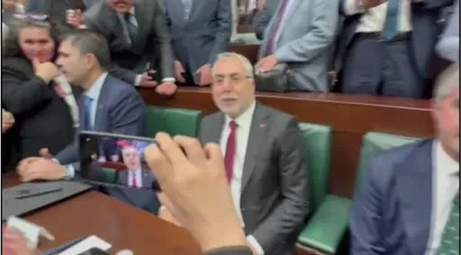 Bakan Işıkhan: "Ev kadınlarına emeklilik hakkı geliyor"