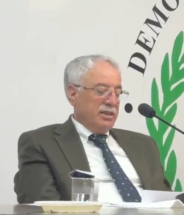 Demokrasiye Direnerek Sorunlar Çözülemez.