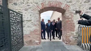Dolmabahçe'de 'Üçlü Zirve' başladı