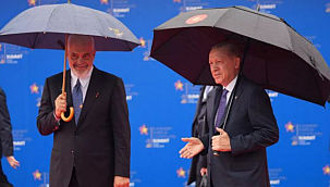 Erdoğan Avrupa Siyasi Topluluğu Zirvesi'nde konuştu
