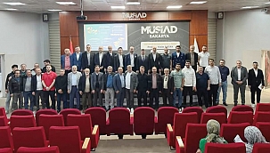 MÜSİAD Sakarya'da Ortadoğu perspektifi; Yasin Aktay'dan dikkat çeken değerlendirmeler