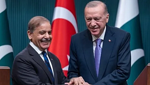 Pakistan Başbakanı Şahbaz Şerif'ten Erdoğan'a teşekkür mesajı