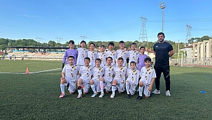 Sakaryaspor U11 (C), ligde puanını 4’e yükseltti. Serdivanspor adıyla sahaya çıkan minikler berabere kaldı