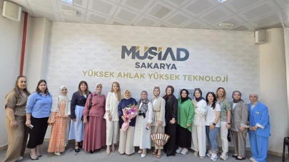 Kadının ailede ve toplumsal üretimdeki yeri MÜSİAD Sakarya'da ele alındı; Prof. Dr. Hülya Terzioğlu’nun konuşmacı olduğu söyleşi yoğun ilgi gördü