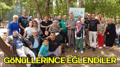 Engelli aileler Poyrazlar Gölü’nde gönüllerince eğlendi