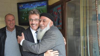 BAŞKAN ŞENOL DİNÇ, ERENLER’İN HER NOKTASINDA VATANDAŞLARLA BULUŞUYOR
