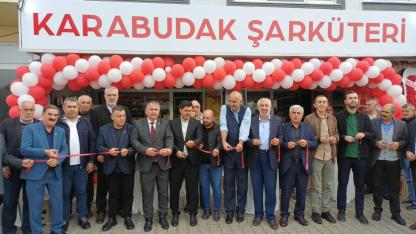 Karabudak Şarküteri Arifiye’de açıldı; Başkan Karakullukçu’dan mesaj