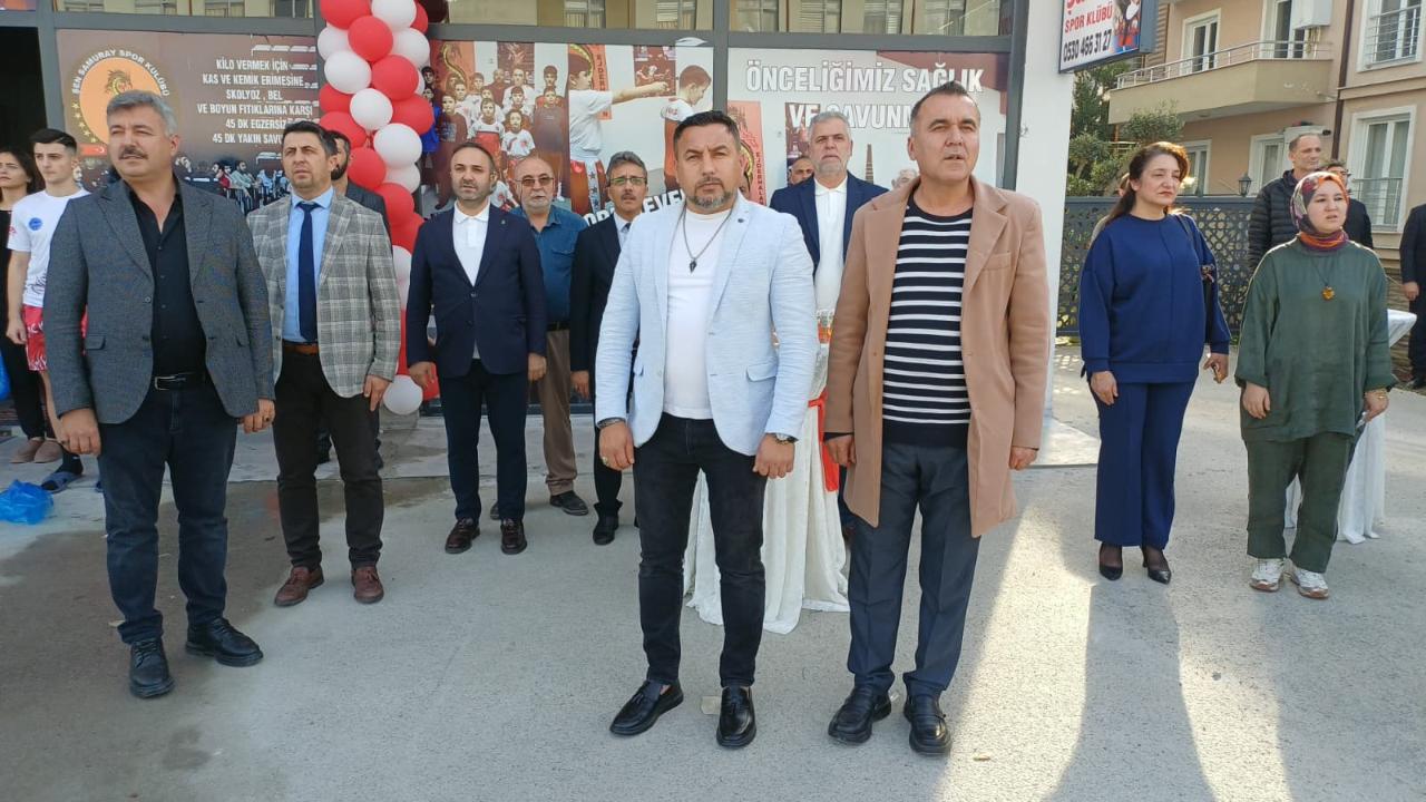 Kick Box&#039;un ustası İbrahim Şen; “Gençlerimizi bataklıktan kurtarmak için çalışıyoruz”