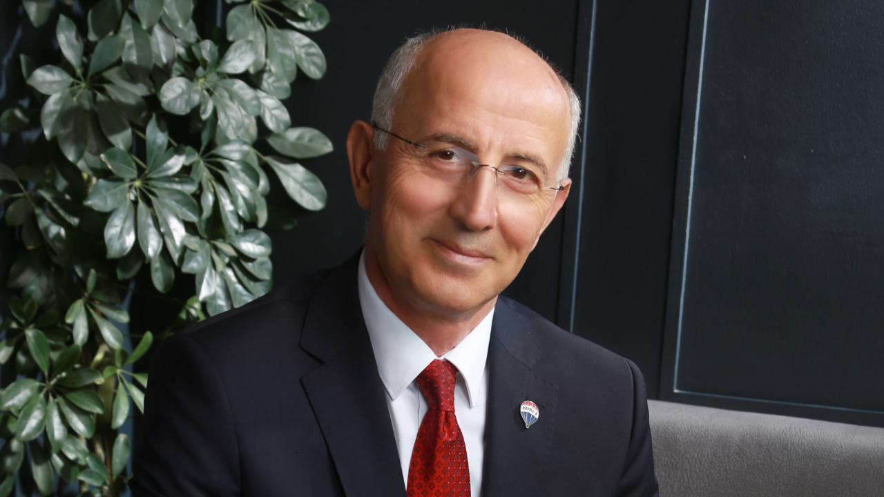 Sakarya'da gayrimenkul sektörünün kurumsal mimarı Turan Çakar anlatıyor