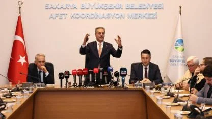 SAPANCA GÖLÜ HEPİMİZİN: BAŞKAN ALEMDAR’DAN ÖNEMLİ AÇIKLAMALAR – “BU SORUN NASIL BU NOKTAYA GELDİ?”