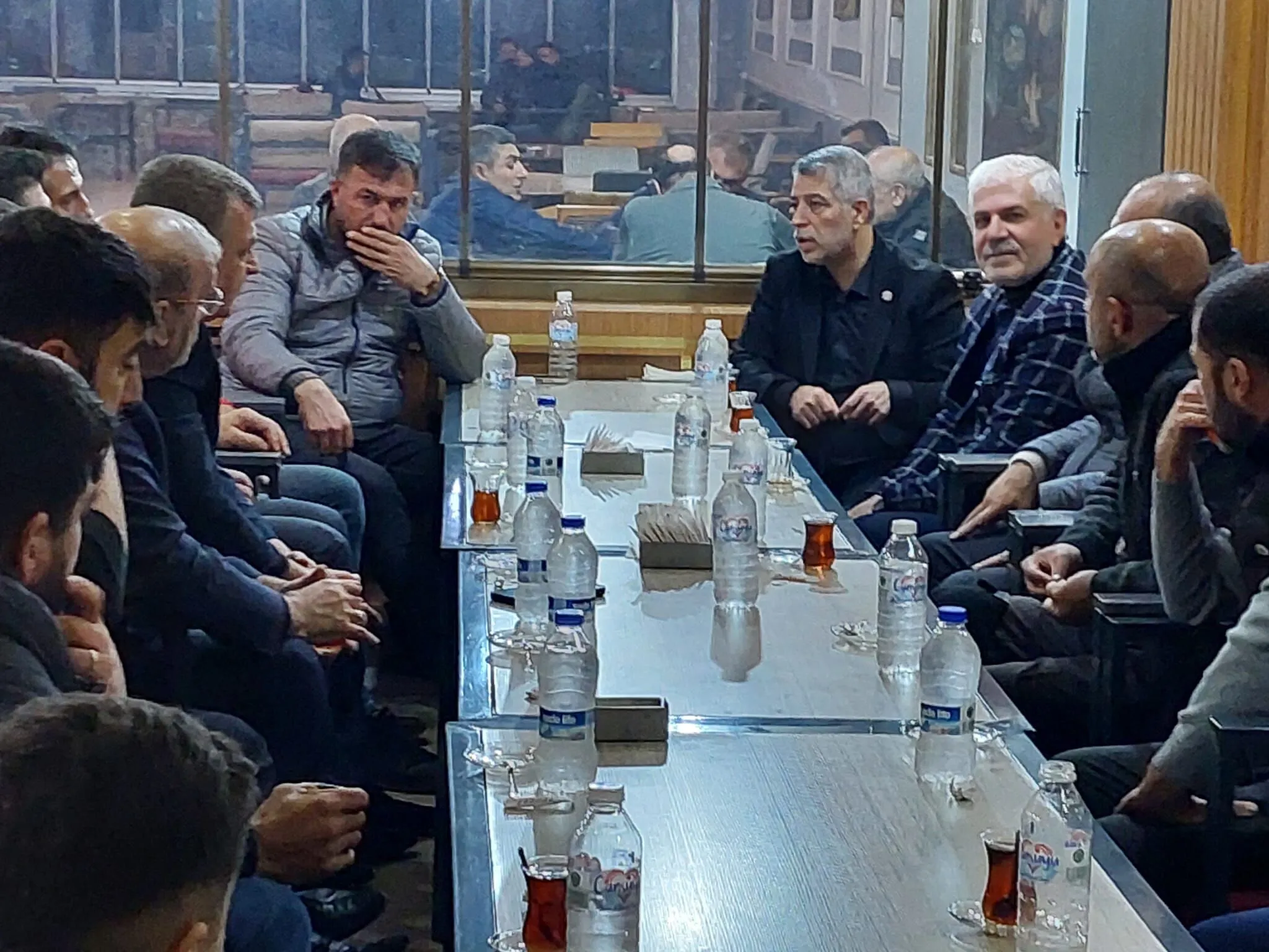 Yeni Yüzyıl Partisi Genel Başkanı Arslan Diyarbakır’da Vatandaşların Sorunlarını Dinledi